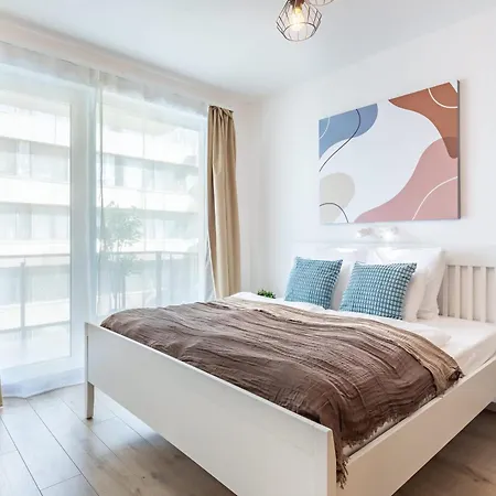 - Balcony - Stylish - Bright - Comfortable Apartament