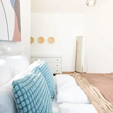 - Balcony - Stylish - Bright - Comfortable