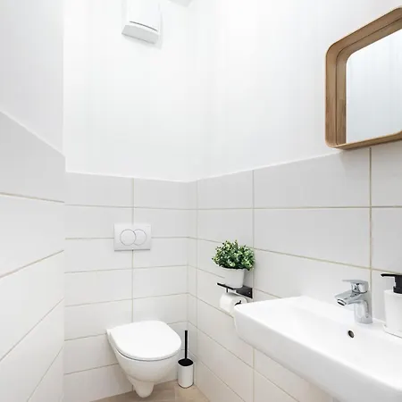 Apartament - Balcony - Stylish - Bright - Comfortable *
