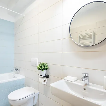 - Balcony - Stylish - Bright - Comfortable Apartament