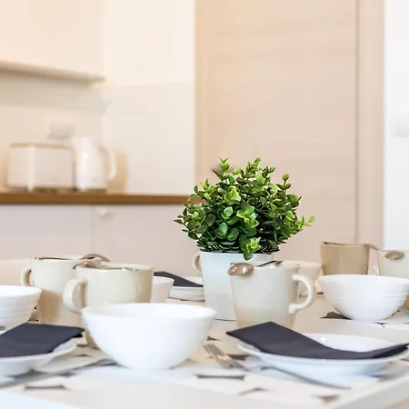 - Balcony - Stylish - Bright - Comfortable * بودابست